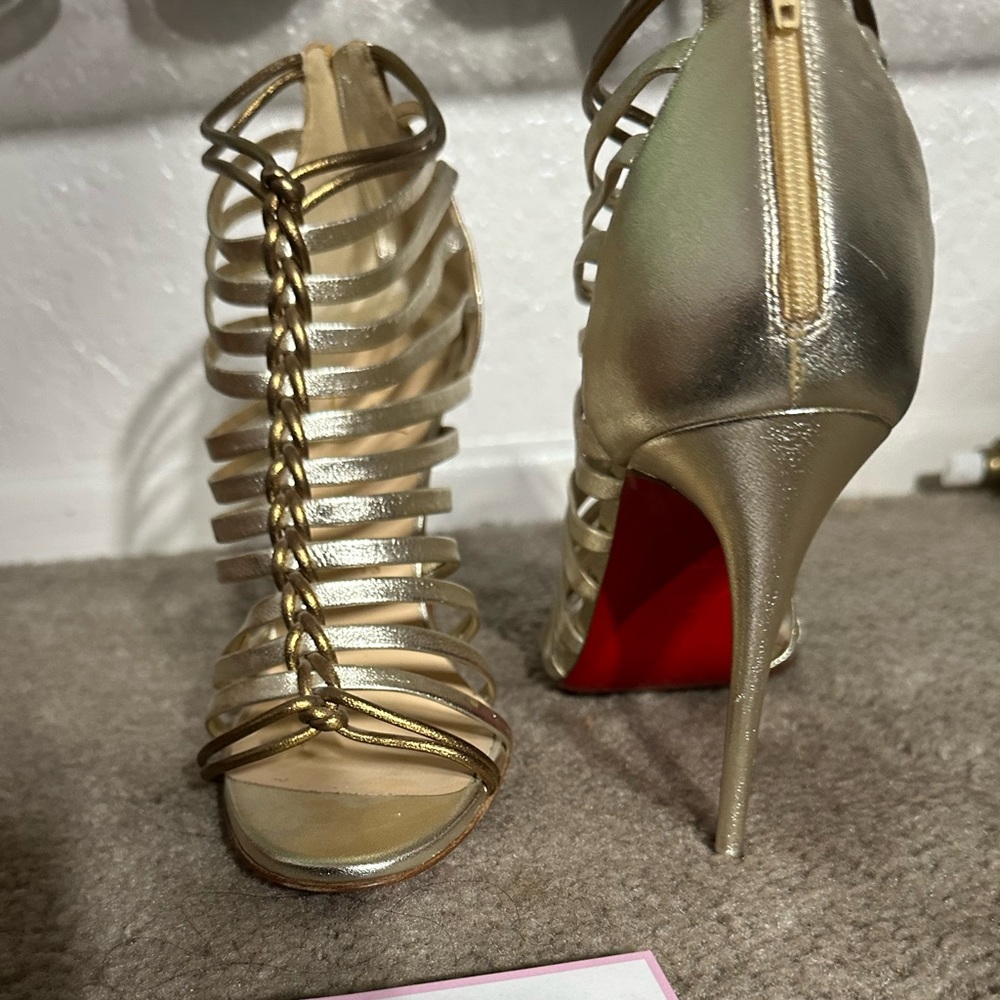 CHRISTIAN LOUBOUTIN Milla 100